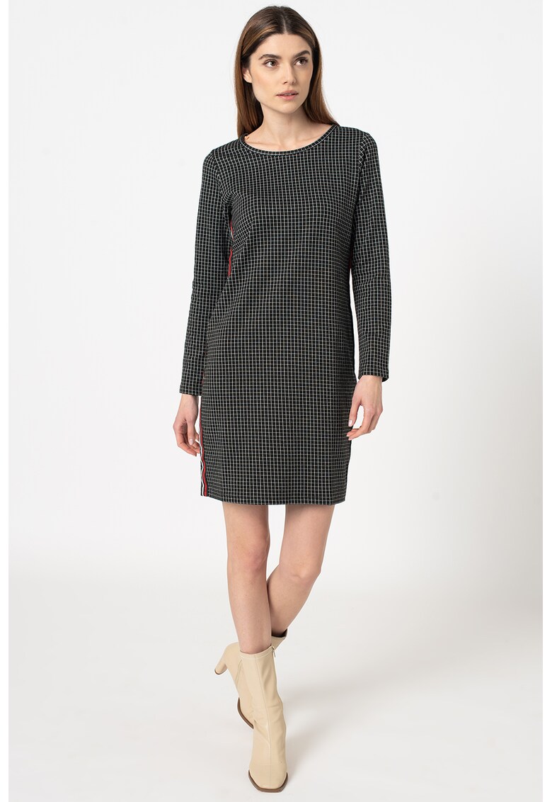 Rochie mini cu model in carouri