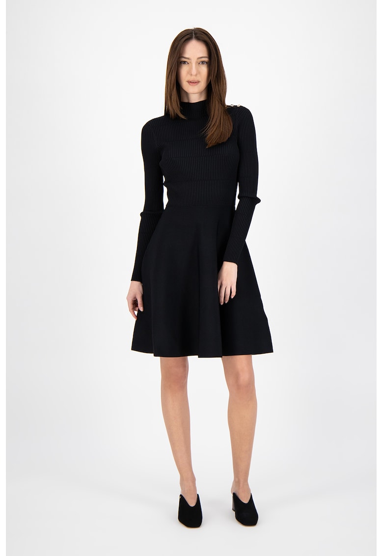 Rochie tricotata cu maneci lungi