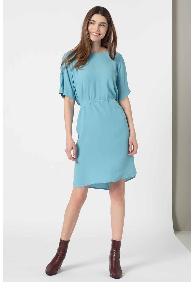 Rochie lejera cu cordon in talie