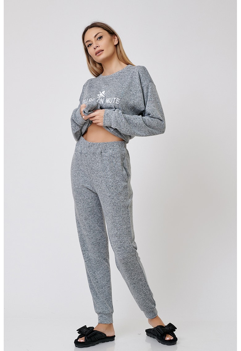 Pijama cu maneci cazute si text brodat fashiondays.ro imagine noua