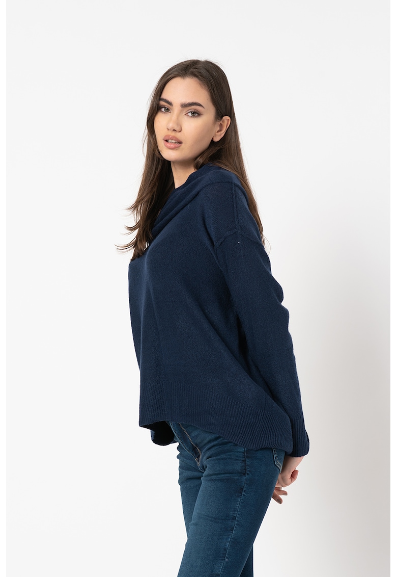 Pulover lejer cu maneci cazute