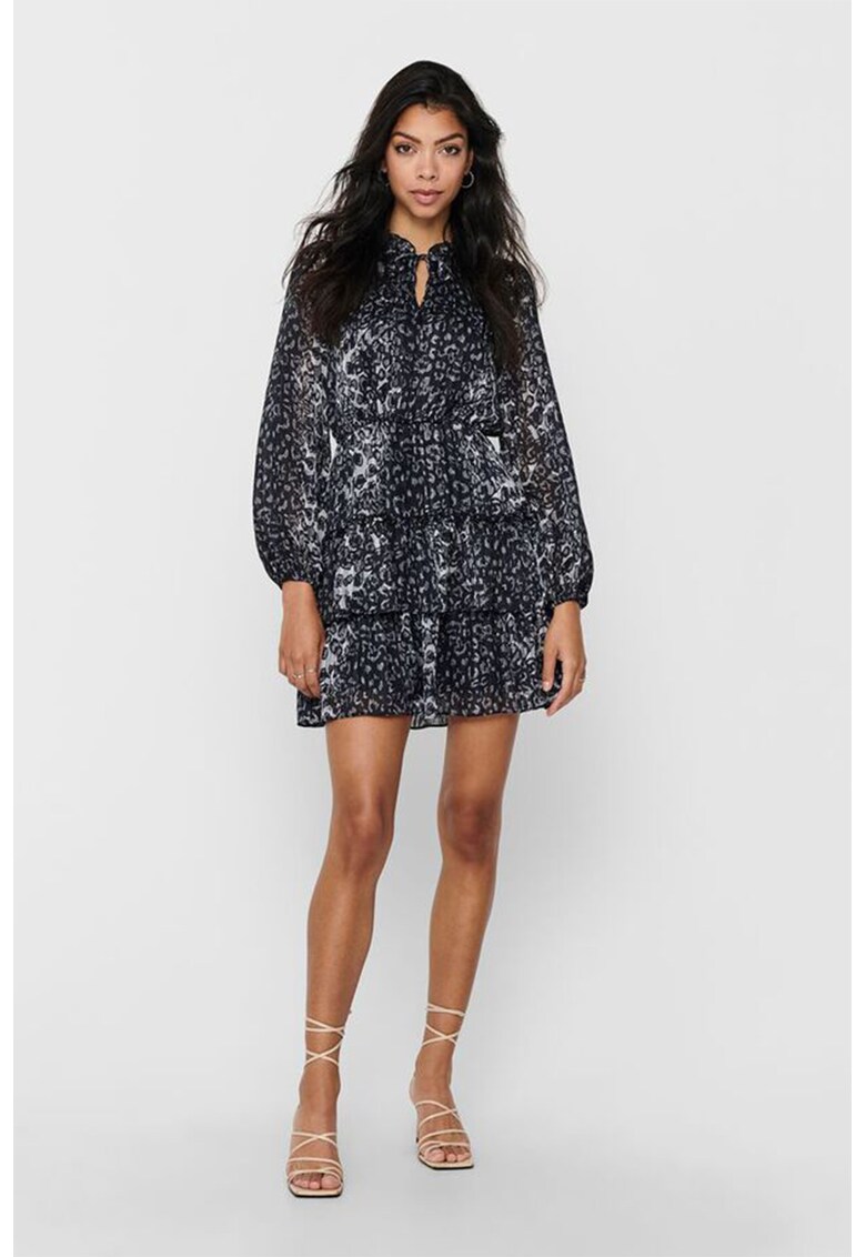 Rochie mini cu model stratificat