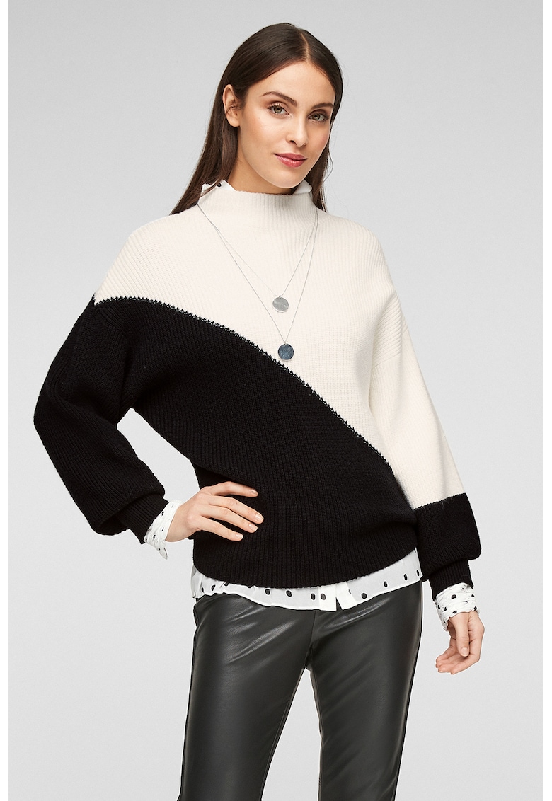 Pulover bicolor cu guler scurt