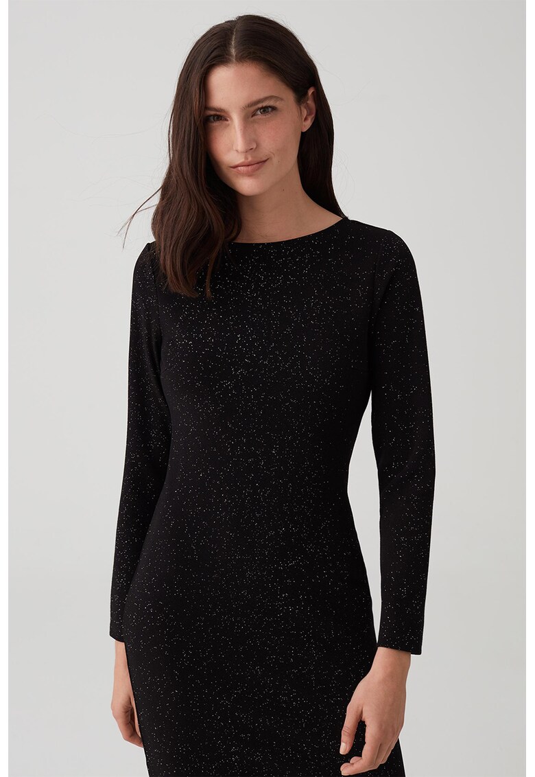 Rochie cambrata cu aspect stralucitor