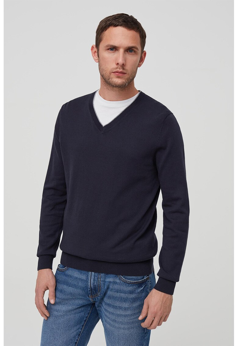 Pulover cu decolteu in V si aspect de tricot fin