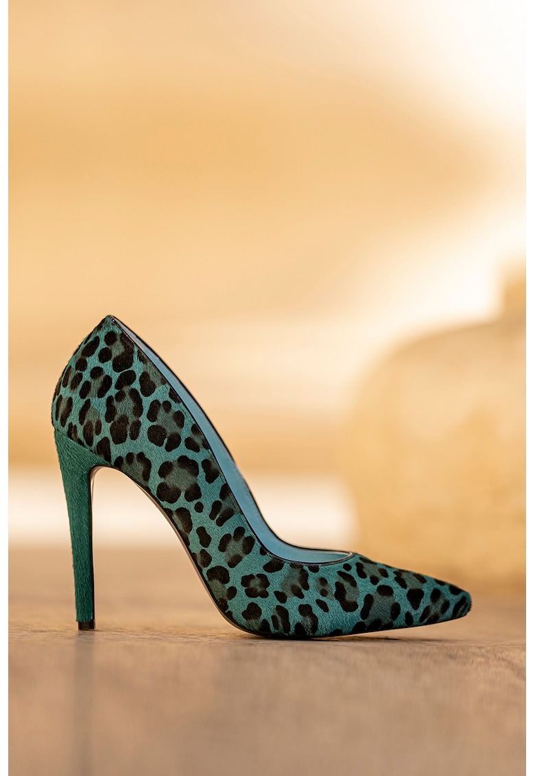 Pantofi stiletto de piele cu par scurt - cu animal print