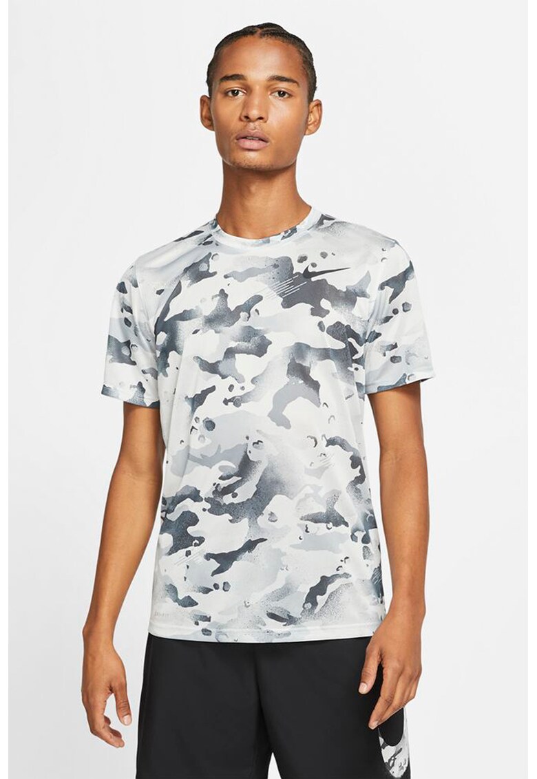 Tricou cu model camuflaj si tehnologie Dri-Fit - pentru antrenament imagine