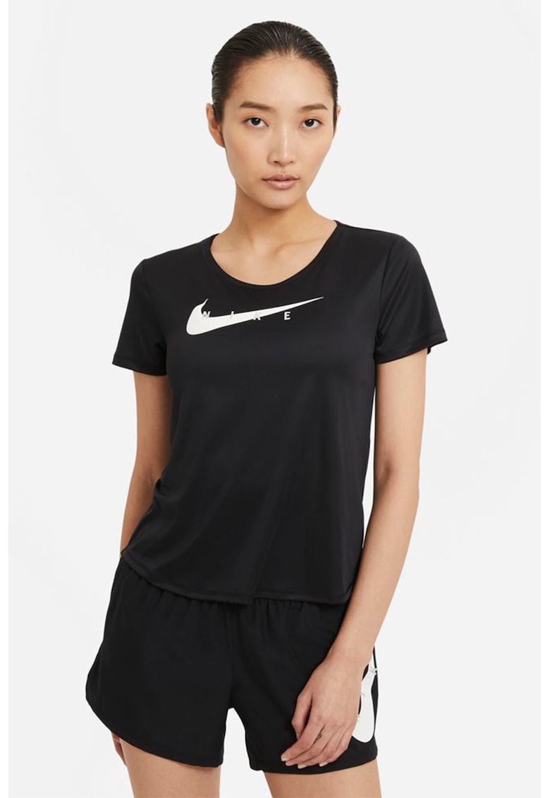 Tricou cu tehnologie Dri-Fit si imprimeu logo pentru alergare Swoosh