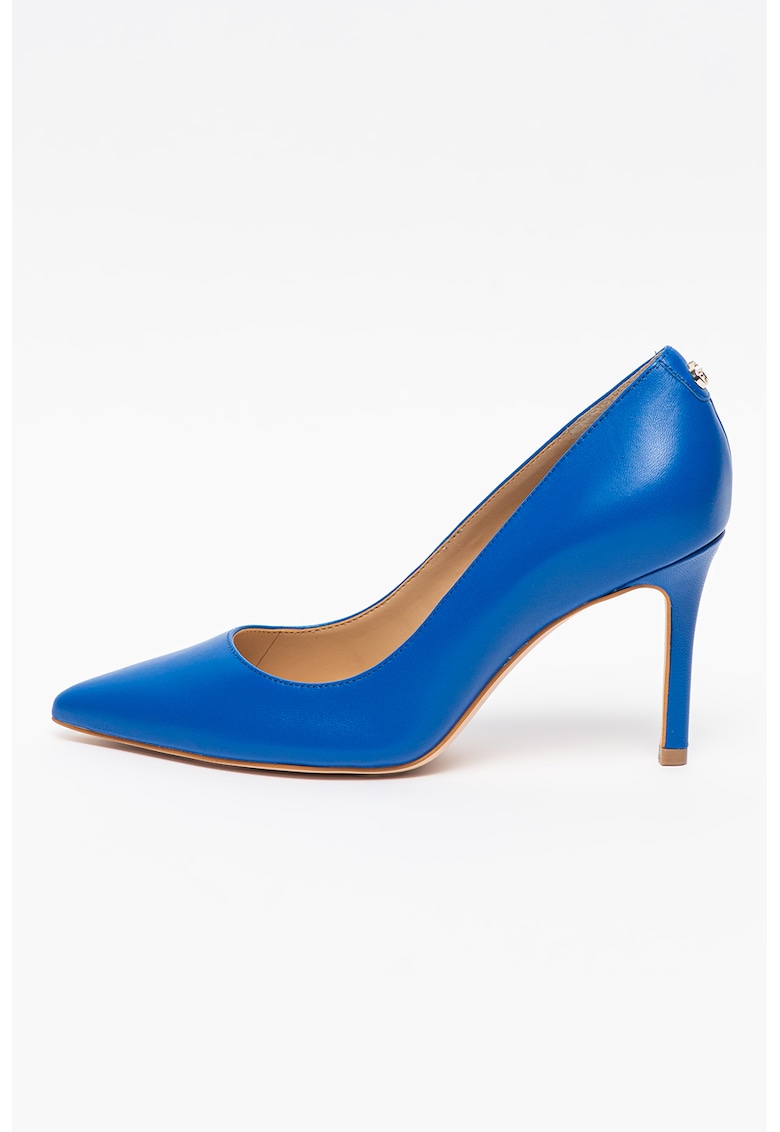 Pantofi de piele cu varf ascutit