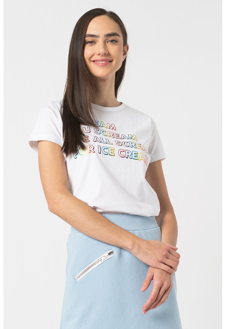 Tricou cu decolteu la baza gatului si imprimeu text