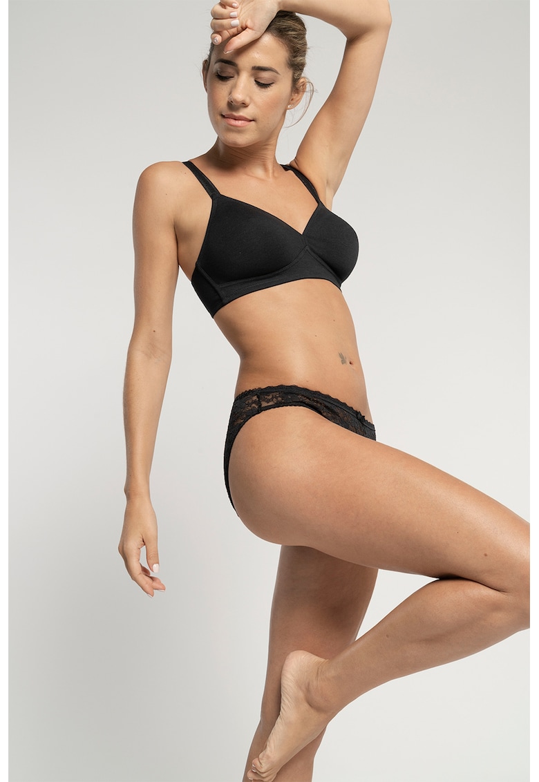 Sutien cu acoperire completa