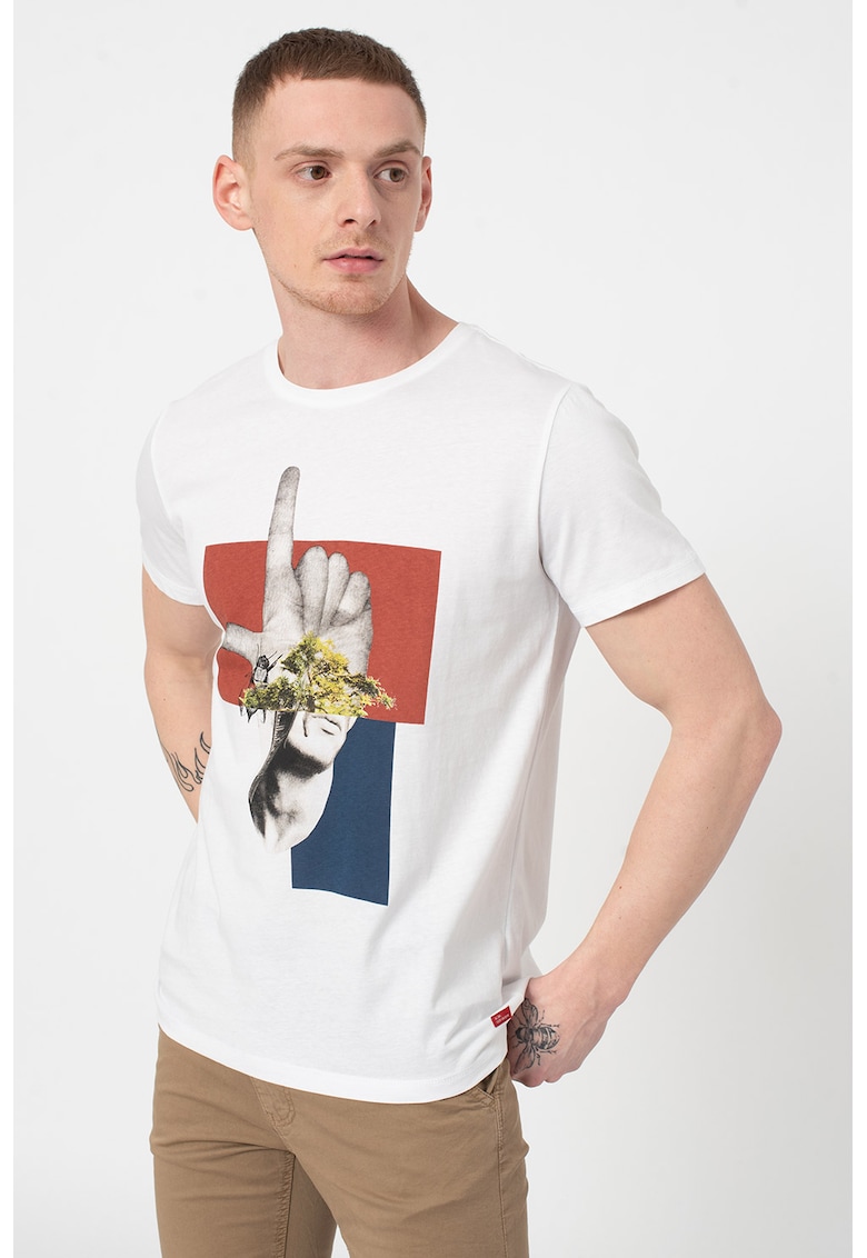 Tricou cu decolteu la baza gatului si model grafic