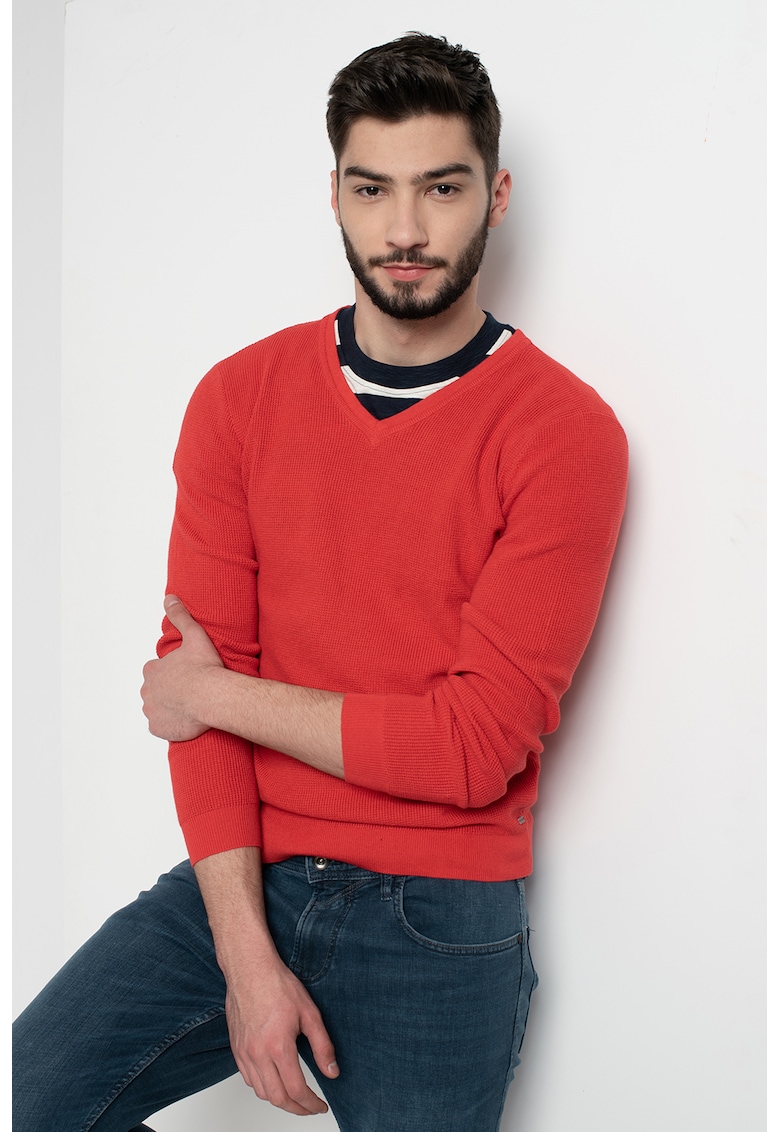 Pulover cu decolteu in V