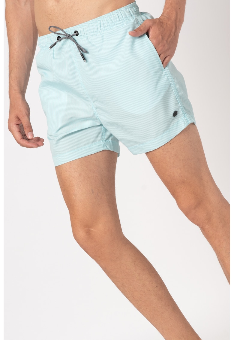 Pantaloni scurti relaxed fit de baie Studios - Albastru aquamarin