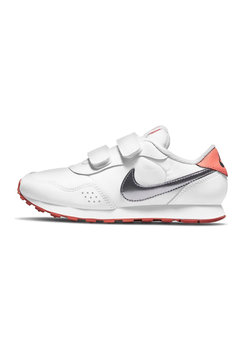 Спортни обувки Valiant с велкро и кожа Nike