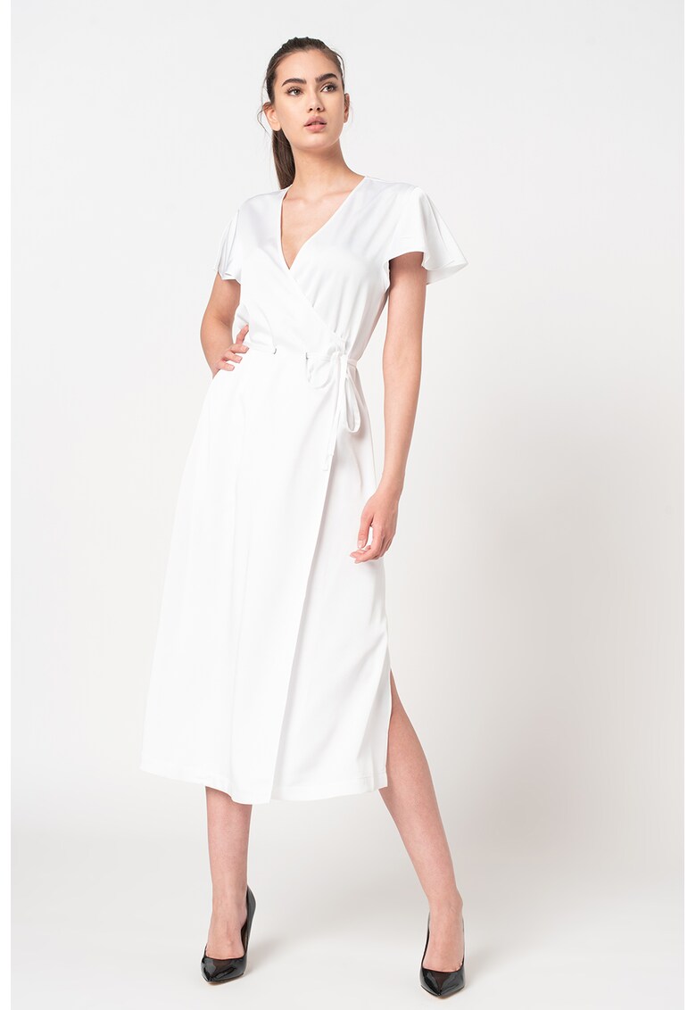 Rochie midi petrecuta cu maneci tip clopot