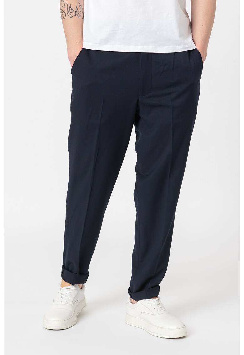 Pantaloni eleganti cu buzunare oblice