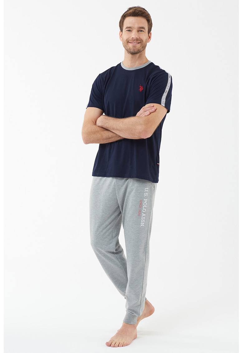 Pijama cu maneci scurte si imprimeu logo