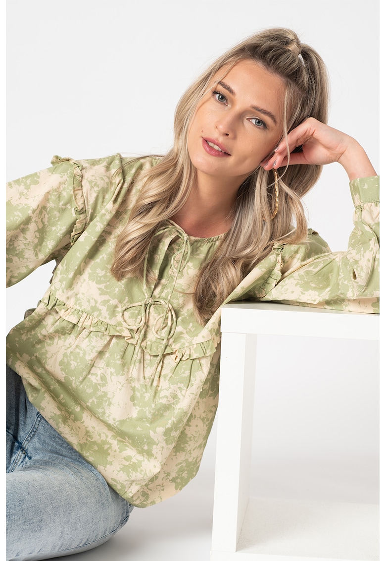 Bluza lejera cu imprimeu abstract Yuliana fashiondays.ro imagine noua