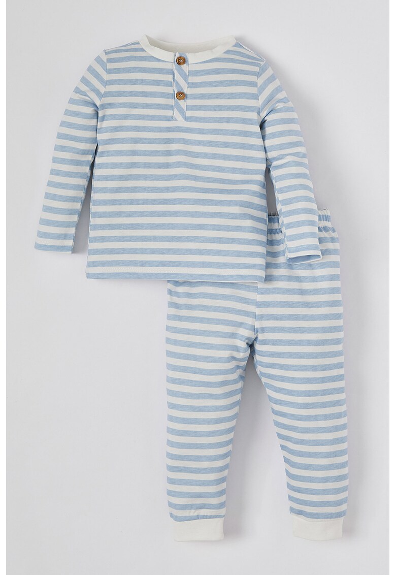 Pijama lunga cu model in dungi de la DeFacto