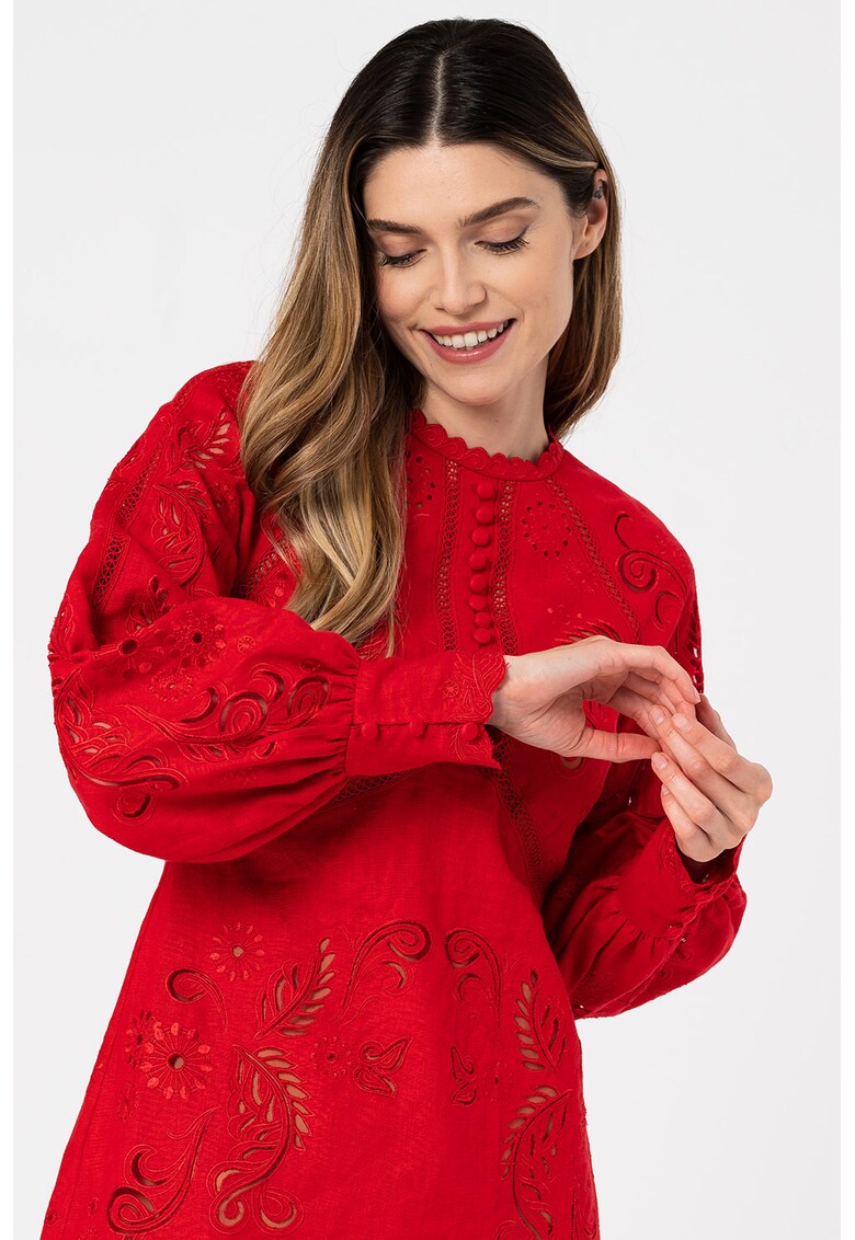 Rochie cu broderie
