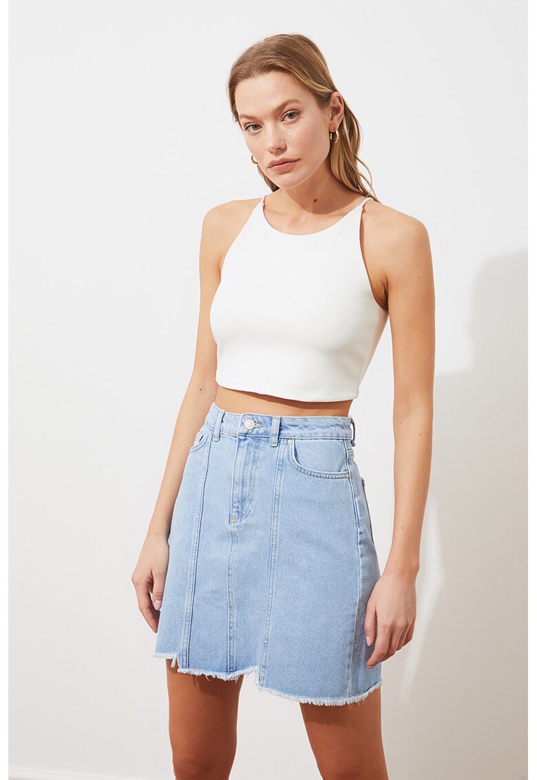 Fusta mini de denim cu margini franjurate