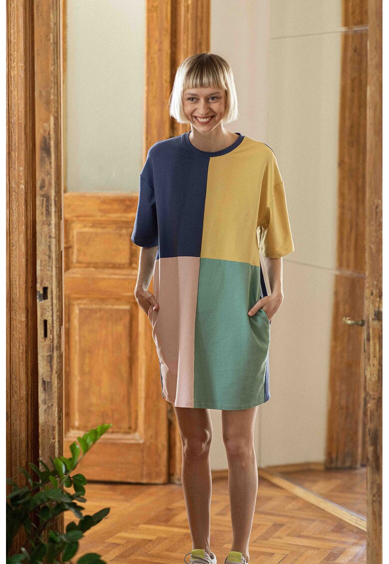 Rochie-tricou lejera cu model colorblock