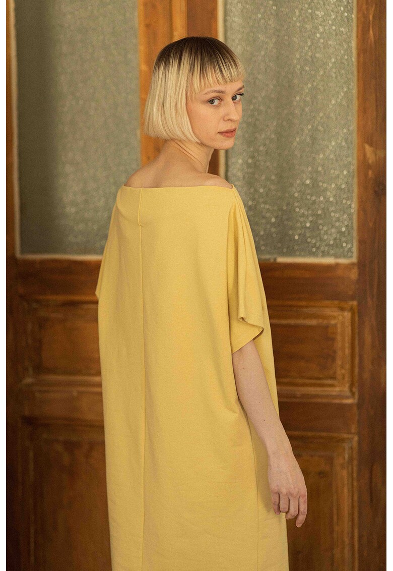 Рокля с голо рамо UNDRESS
