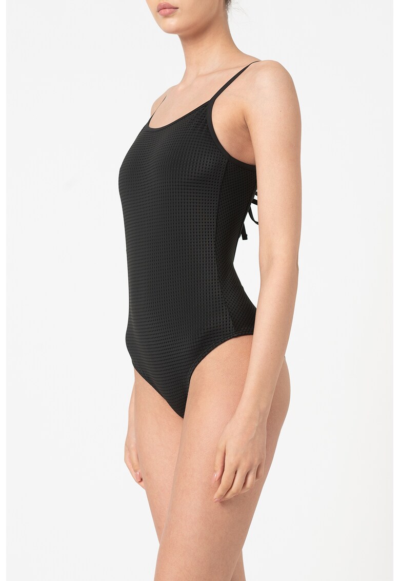 Costum de baie intreg cu aspect perforat