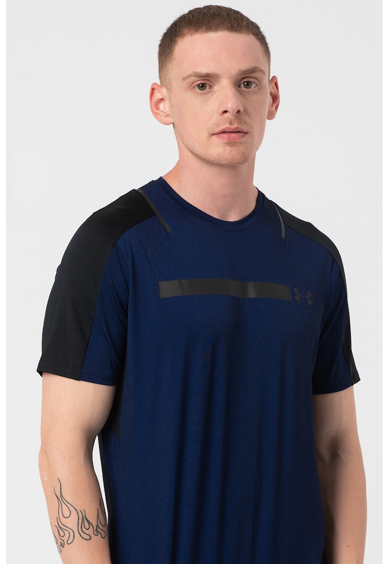 Фитнес тениска Perpetual с овално деколте Under Armour