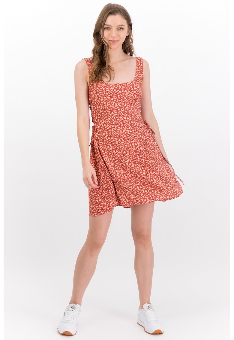 Rochie petrecuta cu imprimeu floral