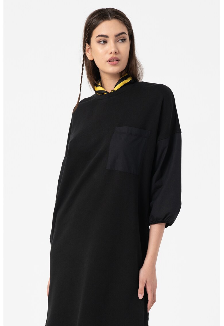 Rochie-sport lejera de bumbac cu maneci cazute