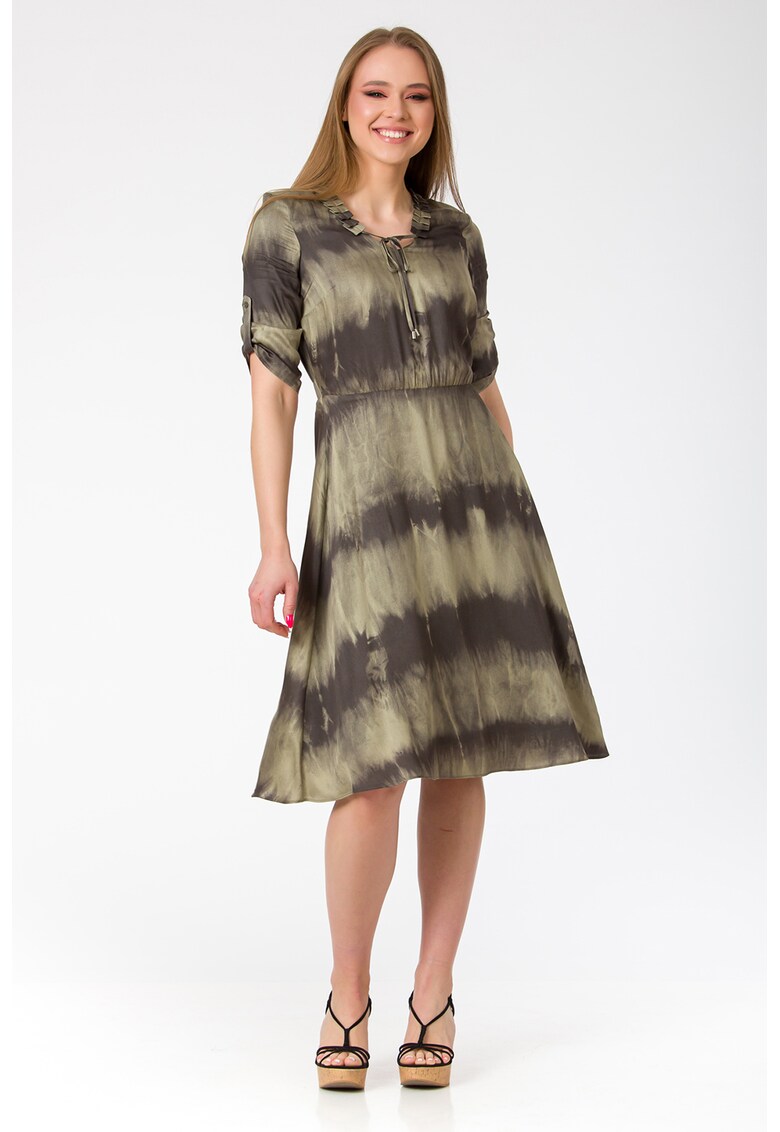 Rochie cu model tie-dye si pliuri
