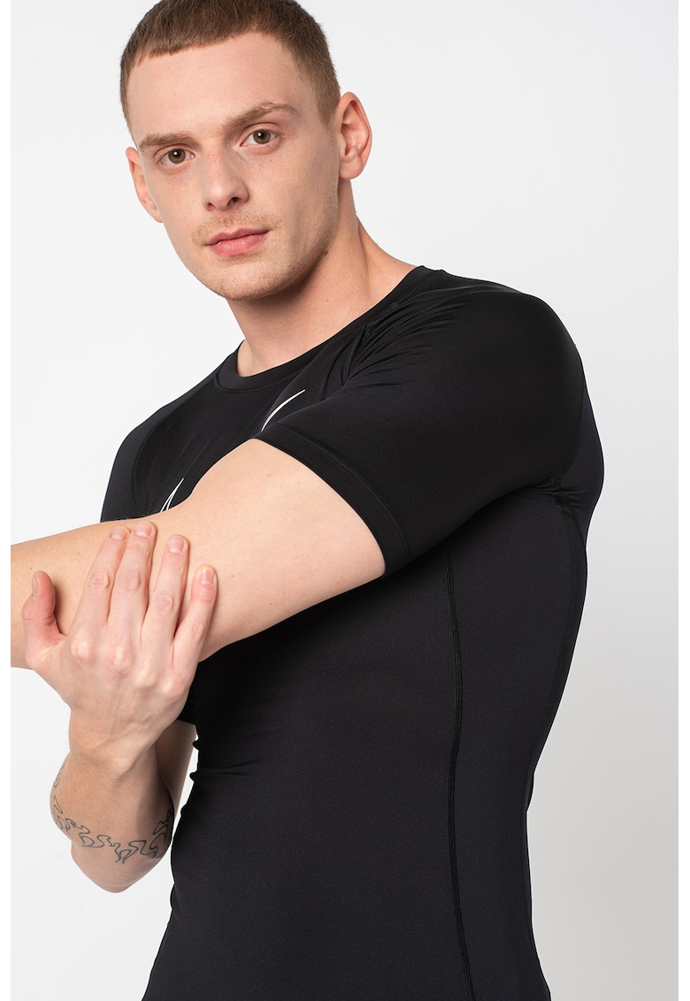 Tricou elastic cu tehnologie Dri-FIT – pentru antrenament Pro fashiondays.ro