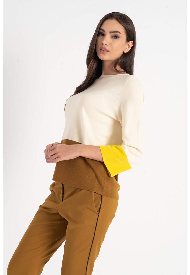 Pulover cu model colorblock si maneci 3/4