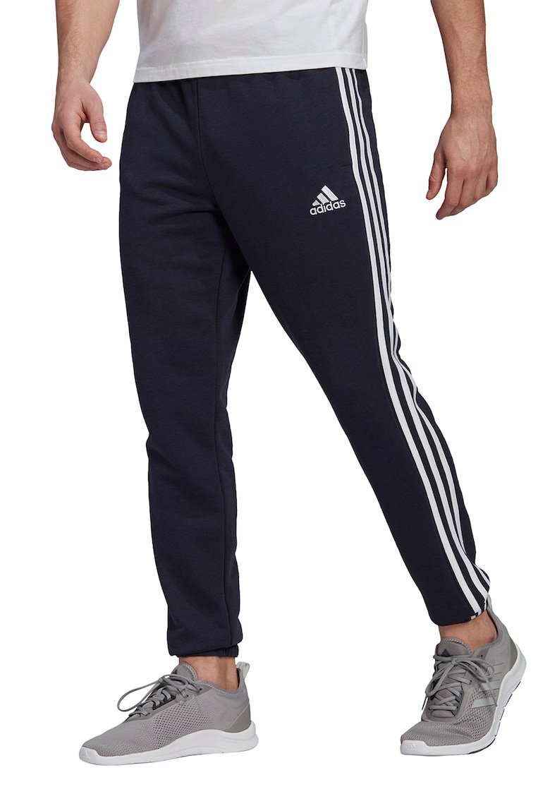 Pantaloni sport cu croiala conica Essentials 3-Stripes