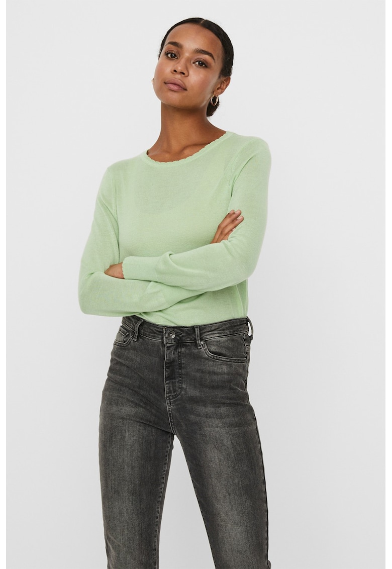 Pulover tricotat fin cu terminatii valurite Linnea - Verde pal