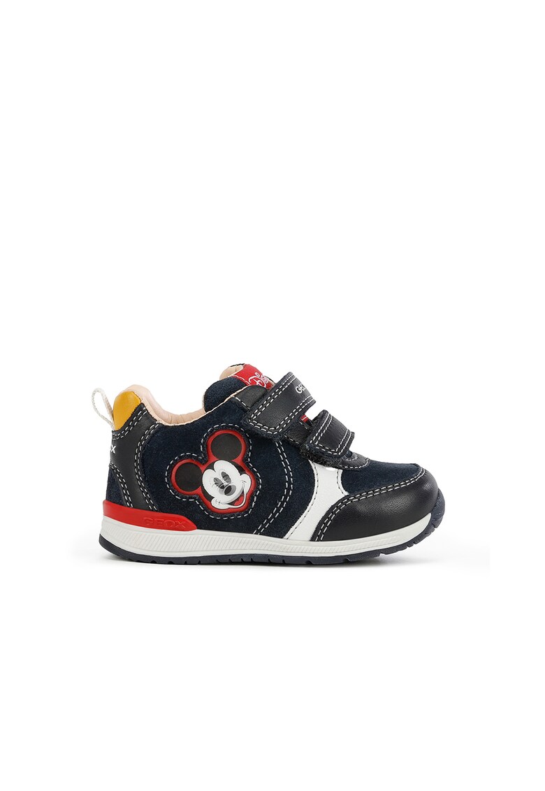 Pantofi sport cu aplicatie Mickey Mouse Rishon