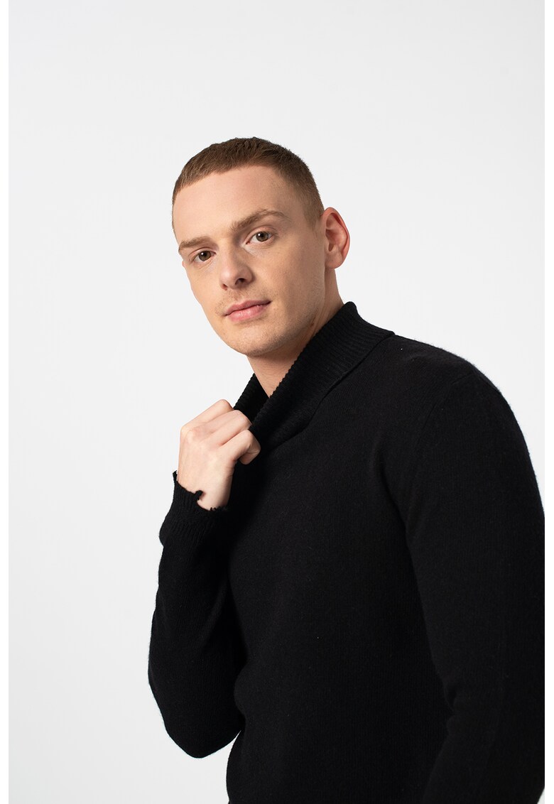 Pulover din amestec de lana cu guler inalt
