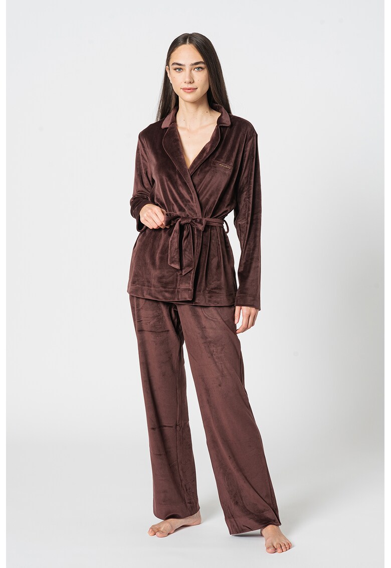Pijama cu pantaloni lungi si aspect catifelat