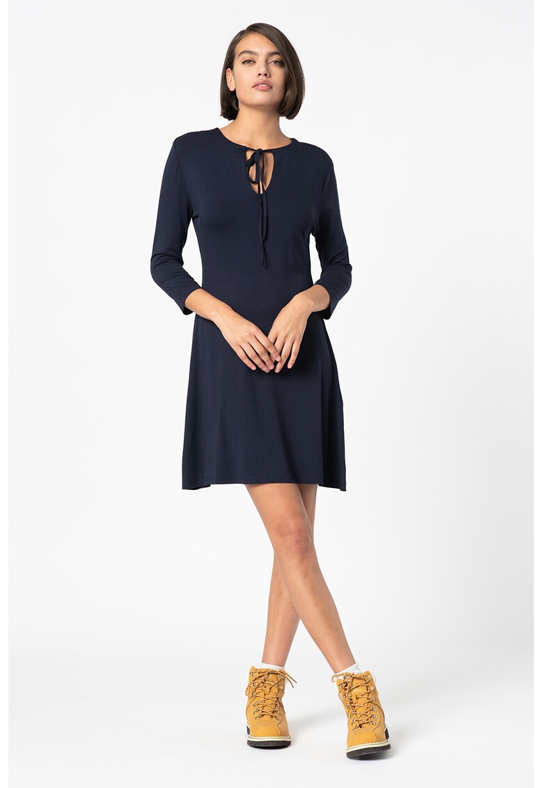 Rochie evazata cu maneci 3/4 Fine