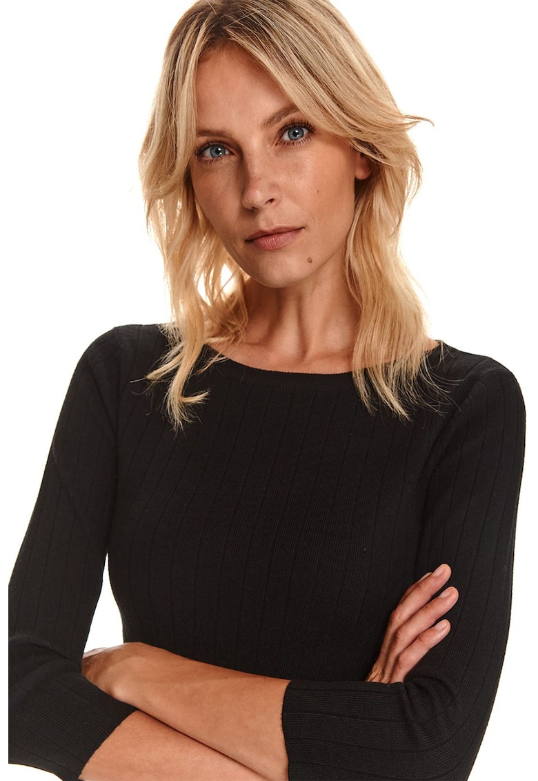 Rochie cambrata cu decolteu barcuta