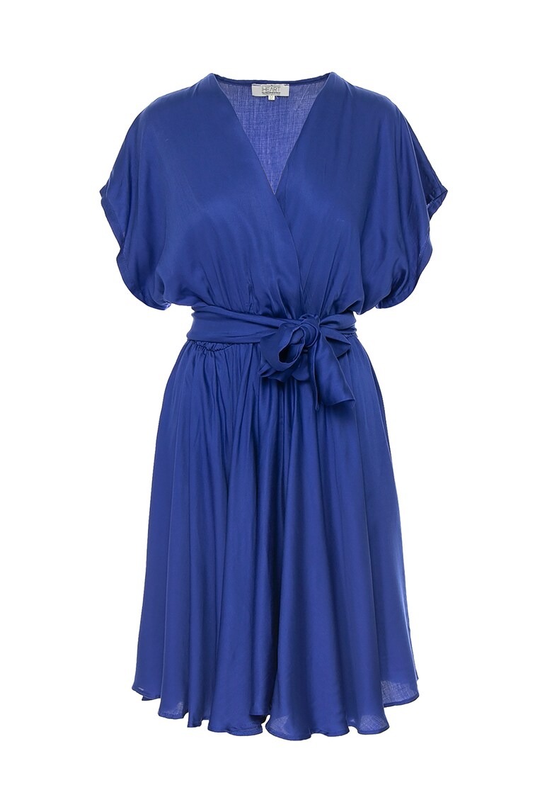 Rochie evazata cu decolteu cache-coeur