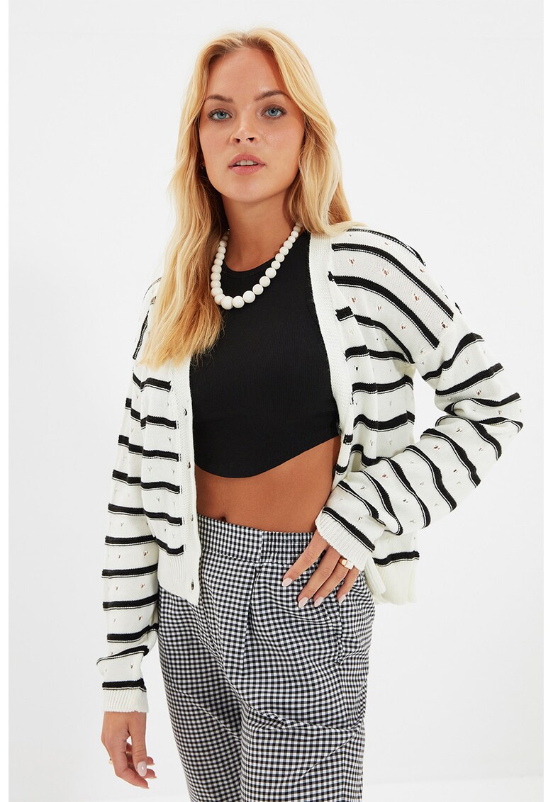 Cardigan cu model in dungi si maneci cazute