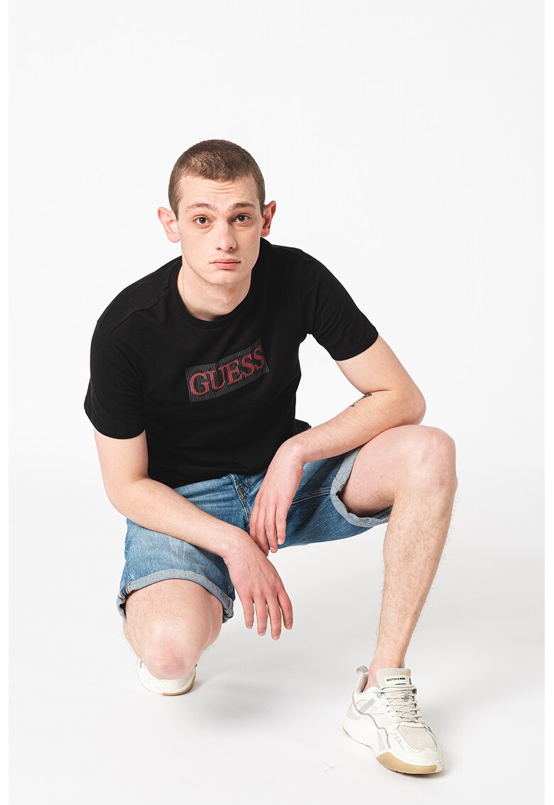 Тениска с овално деколте и лого GUESS JEANS