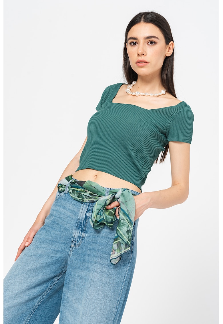 Tricou crop cu decolteu patrat