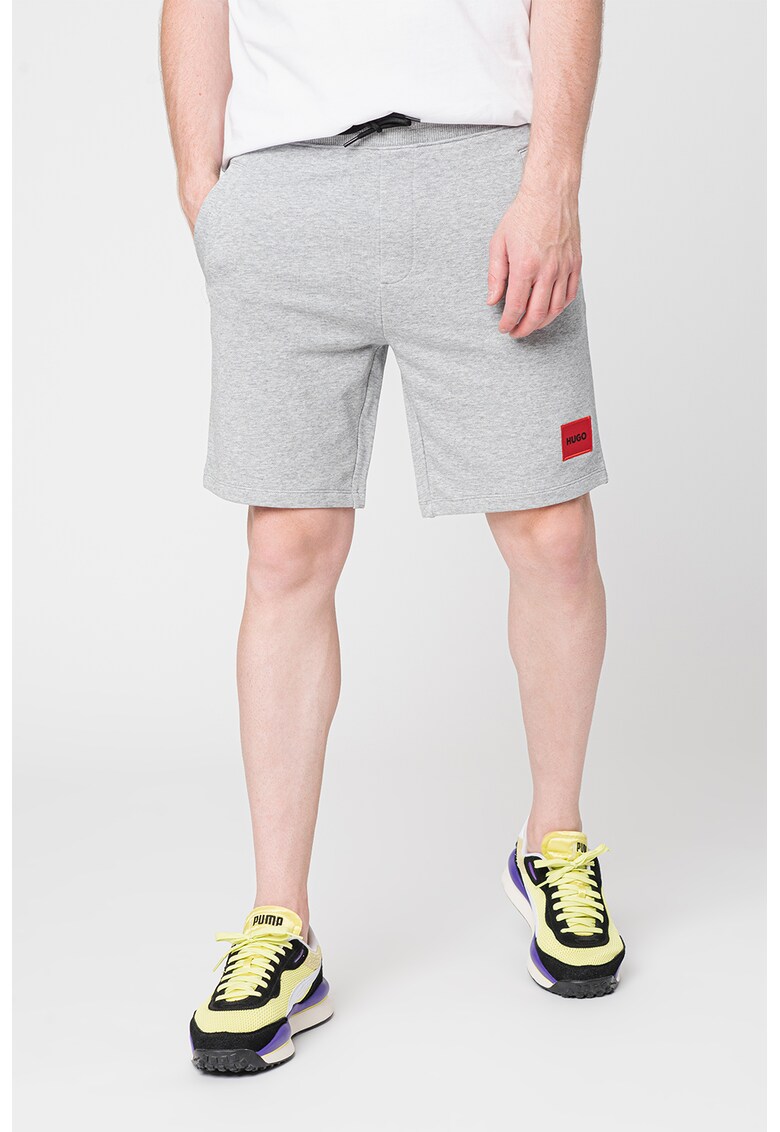 Pantaloni sport scurti cu aplicatie logo diz