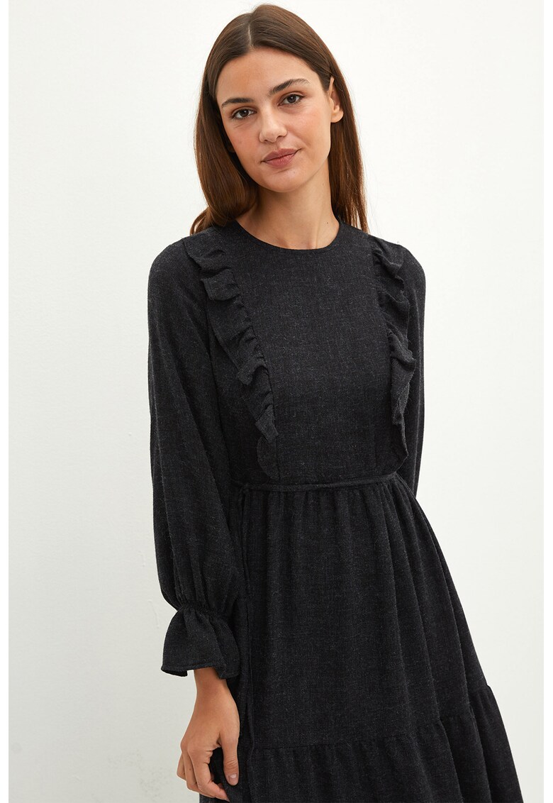 Rochie maxi evazata cu volane