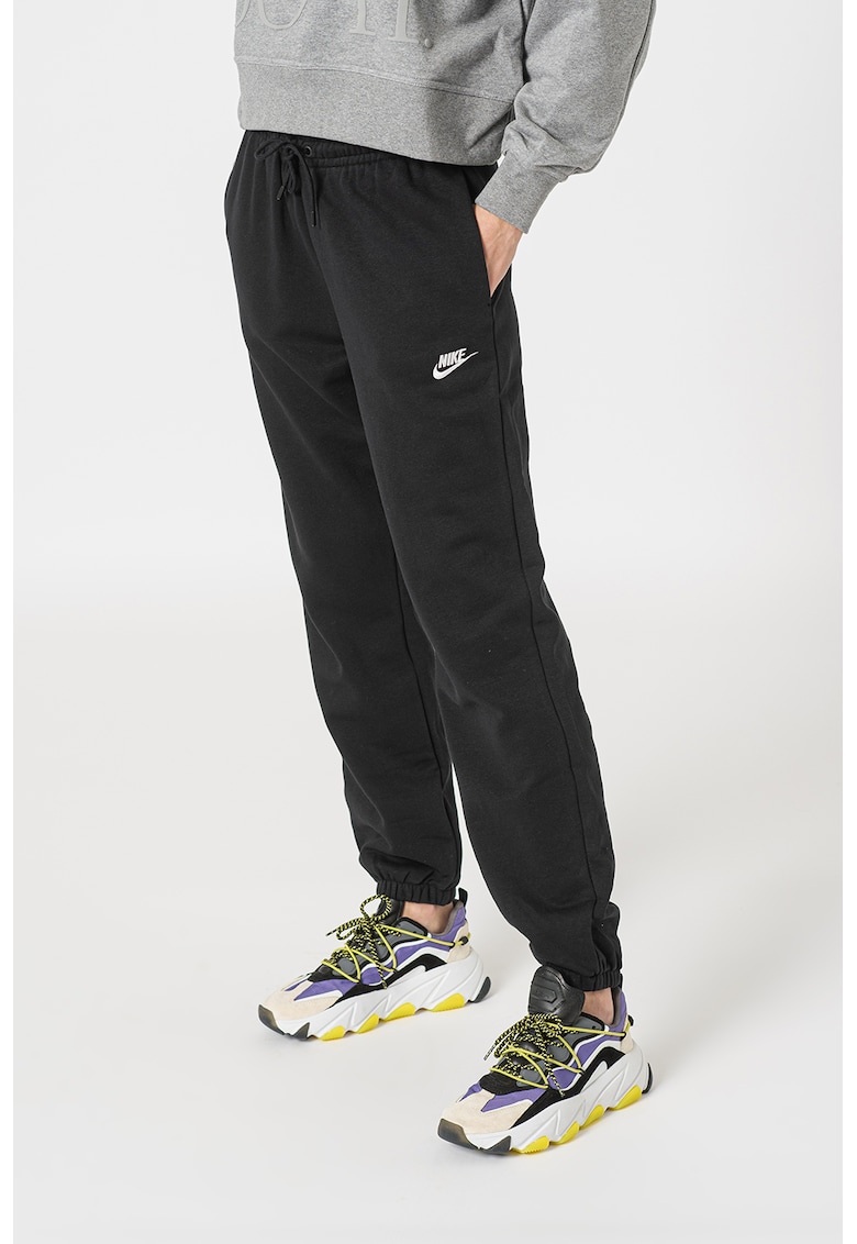 Спортен панталон Sportswear Essentials с връзка