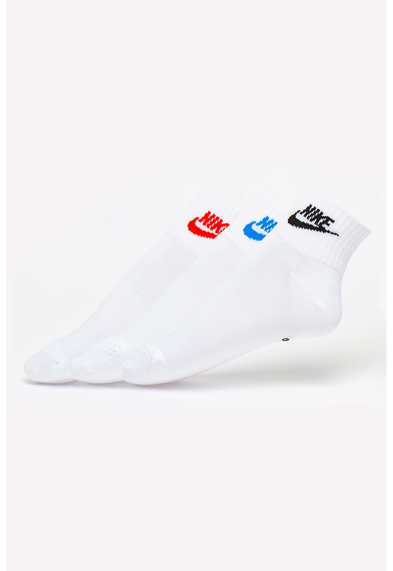 Set de sosete scurte unisex cu logo Essential - 3 perechi